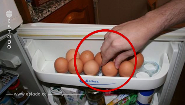Si supieras del peligro al que expones tu salud guardando los huevos en la nevera, no lo harías…
