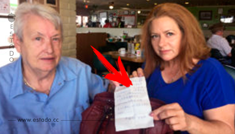 Esta mujer compró una cartera en Walmart y encuentra una terrible sorpresa dentro…
