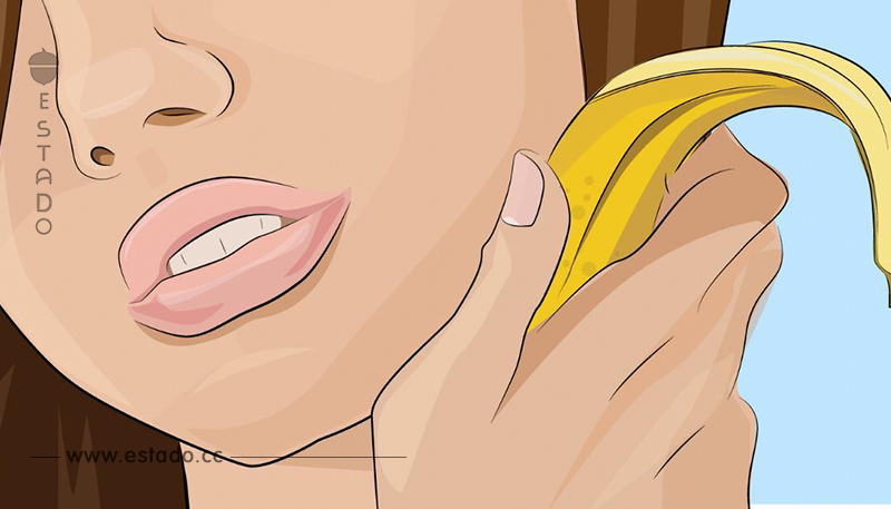 6 sencillos trucos con piel de plátano ¡para tener una piel sin acné!
