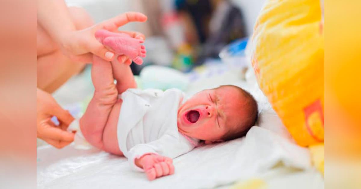 Toallitas húmedas para bebés son sacadas del mercado por ser peligrosas y nocivas