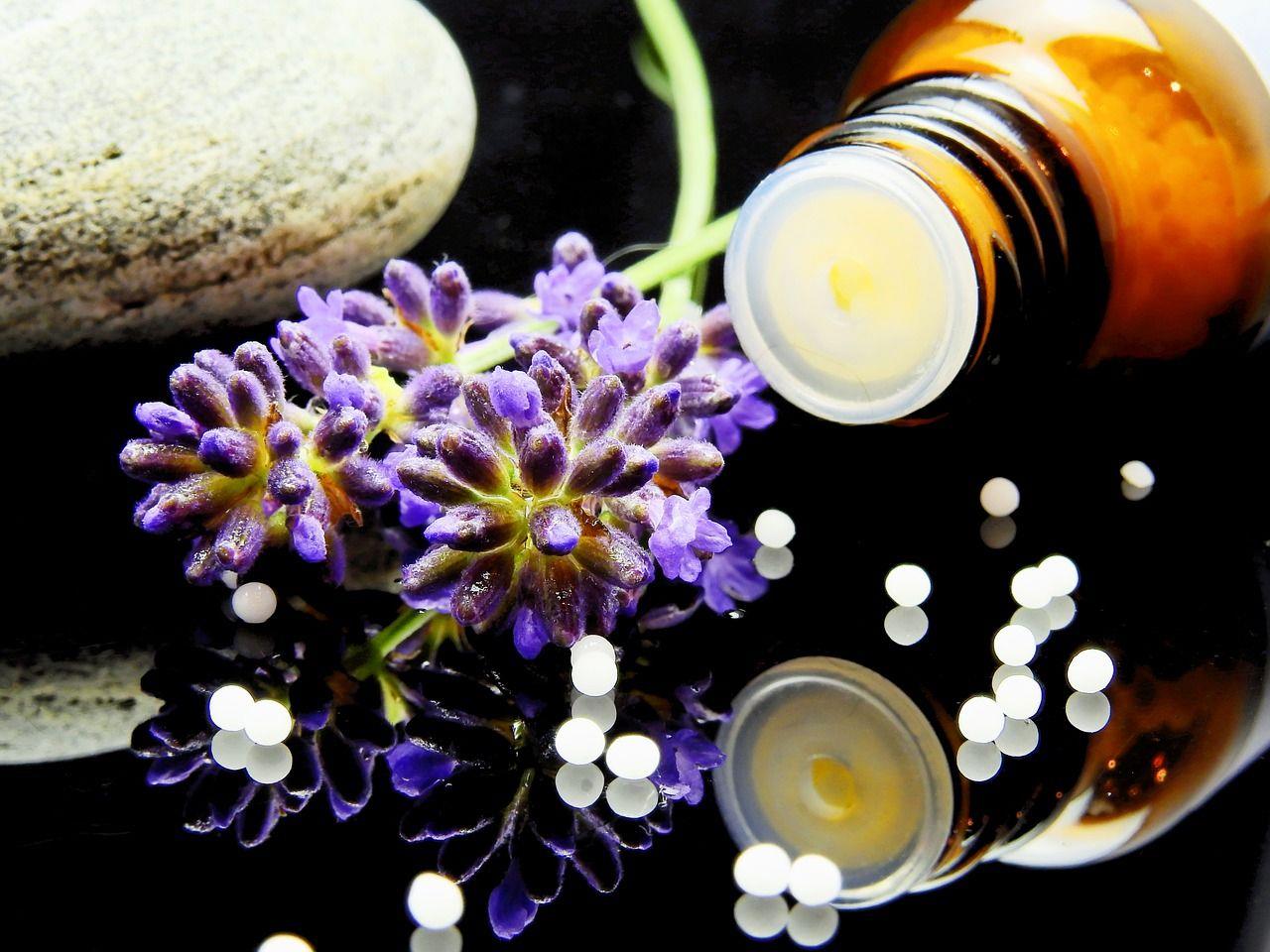 La homeopatía para tratar el dolor de garganta, la gripe y la tos • La nube de algodón