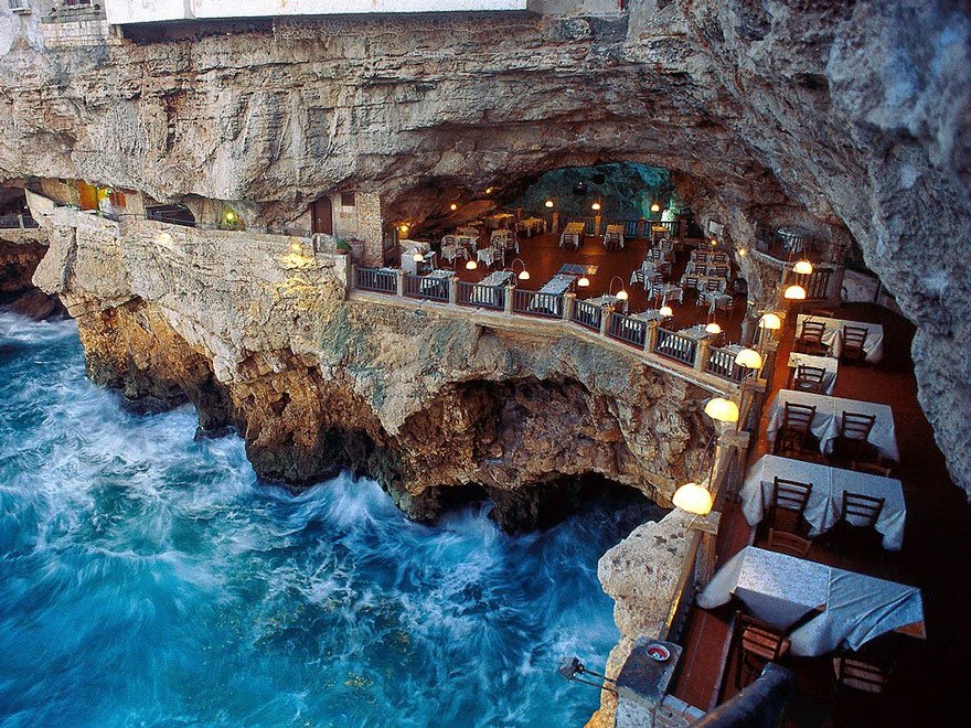 El impresionante restaurante italiano construido dentro de una cueva natural