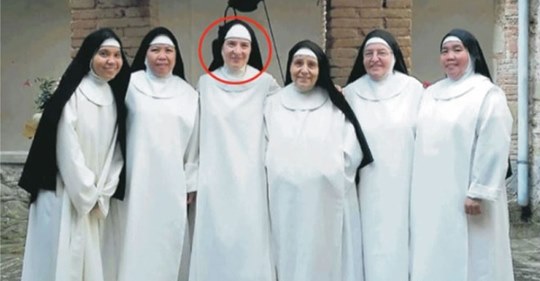 Cerraron convento porque la Madre Superiora se enamoró y empezó una relación