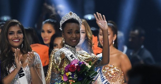 Miss Sudáfrica se lleva la corona de Miss Universo 2019