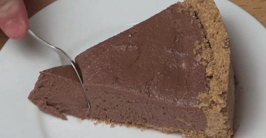 Aprende a hacer una deliciosa tarta de Nutella que no necesita ser horneada