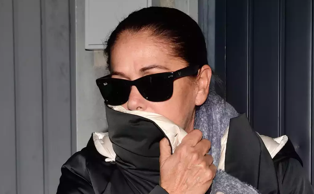 Máxima preocupación de Isabel Pantoja por el estado de salud de su madre