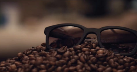 Las primeras gafas de sol hechas de café son 100% libres de plástico