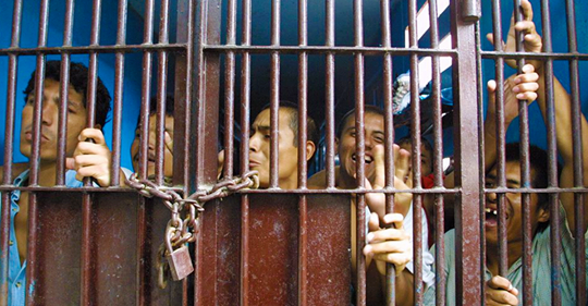 En CDMX liberarán a 800 presos de cárceles por la emergencia sanitaria