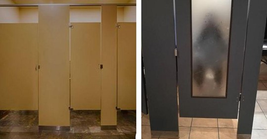 10 razones por las que las puertas de los baños públicos no llegan al suelo
