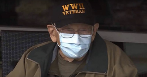 Veterano de la Segunda Guerra Mundial vence al COVID 19 la misma semana de su 104º cumpleaños