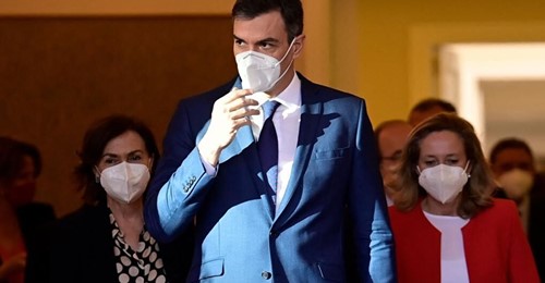 Pedro Sánchez promete un 70% de españoles vacunados a finales de agosto y descarta extender el estado de alarma
