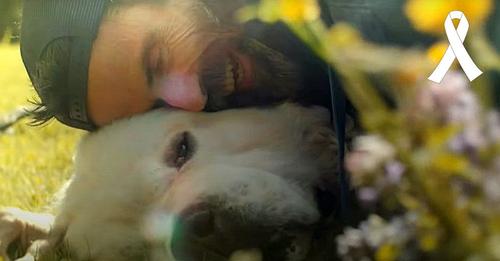 El último video que Pau Donés grabó antes de morir para despedirse de su amado perro Fideos