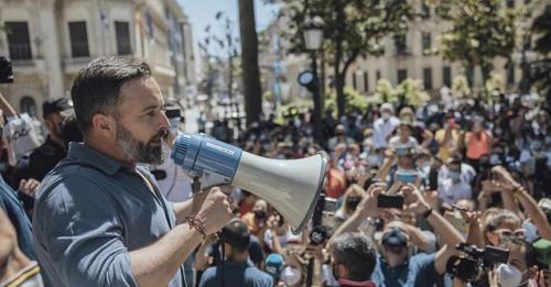 Vox da por rotas las relaciones con el PP  tras la declaración contra Santiago Abascal en Ceuta