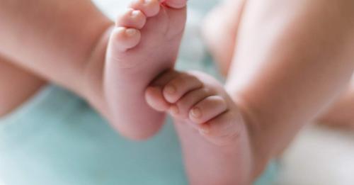 Un hospital español cambia por error a 2 bebés: 'Díganme ustedes quién soy'