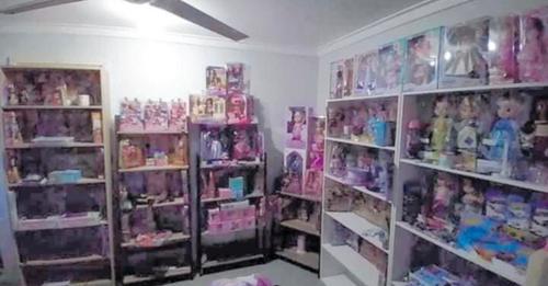 La habitación llena de muñecas del secuestrador de Cleo, la niña australiana de cuatro años