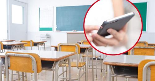 Cataluña se queda a medias en la prohibición de los móviles en las escuelas